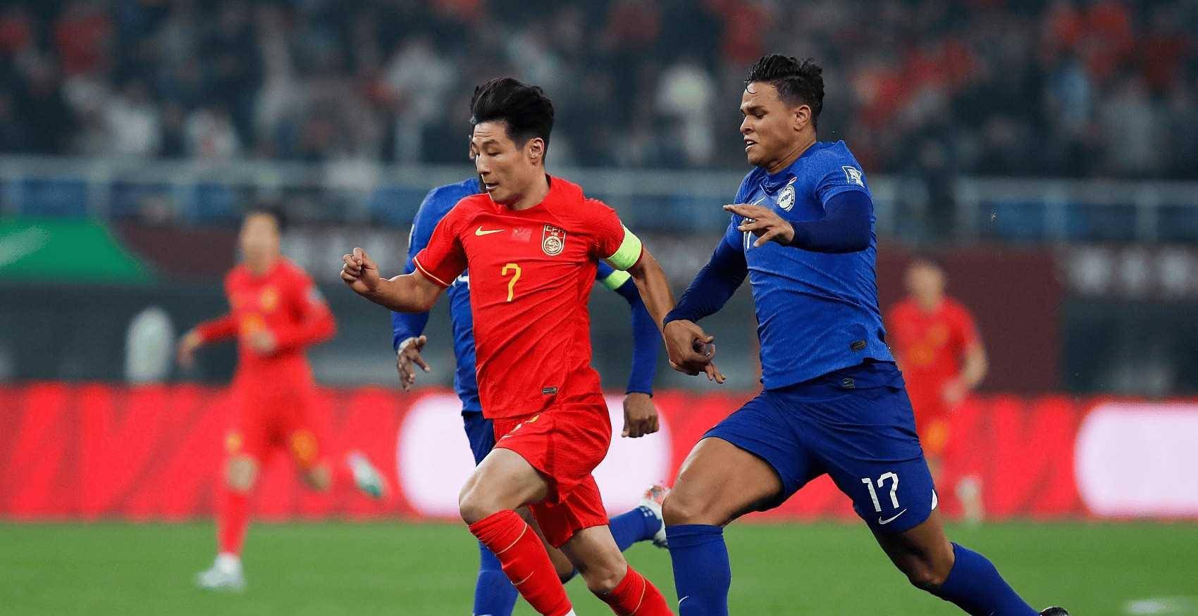 小球员大作为！年轻队员的表现让人眼前一亮！的简单介绍